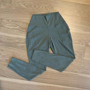 HALARA Everyday High Rise Leggings - M